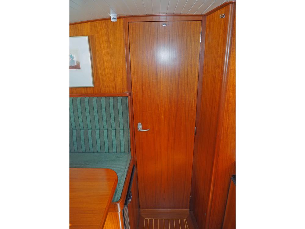 Fore ship, Accommodation